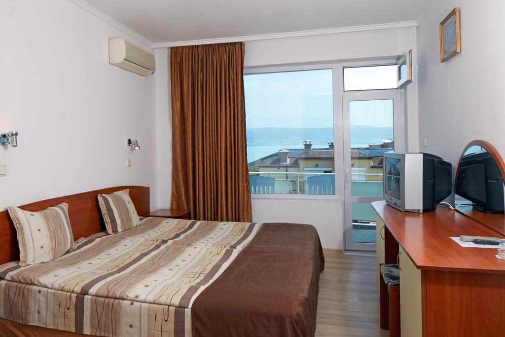 Hotel Night Panorama Nesebar Esterno foto