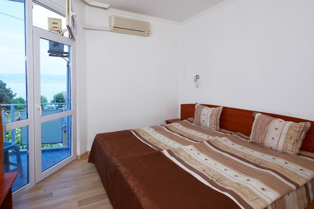 Hotel Night Panorama Nesebar Esterno foto